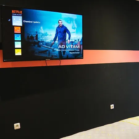 Capstay Point Ch1 - Balneo - Netflix Apartment Tourcoing